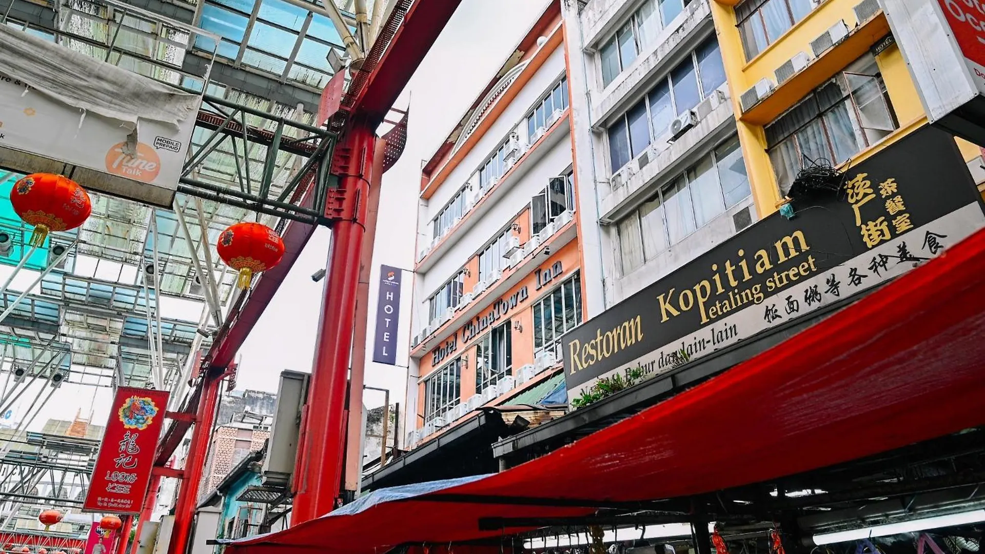 Swing & Pillows - Chinatown Kuala Lumpur 2*,